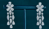 Tier Earrings vs Chandeliers: Choosing the Right Earring for Eveningwear