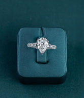 Aveline Pear Split Ring