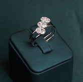 Maelis Oval Coil Ring