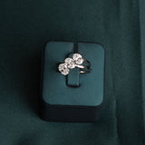 Maelis Oval Coil Ring