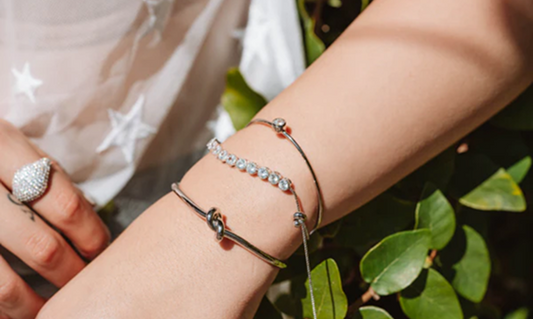 These 7 lab-grown diamond bracelets are made to own every moment of shine.