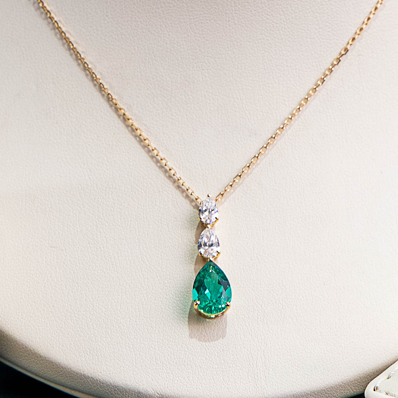 Valeria Emerald Pendant