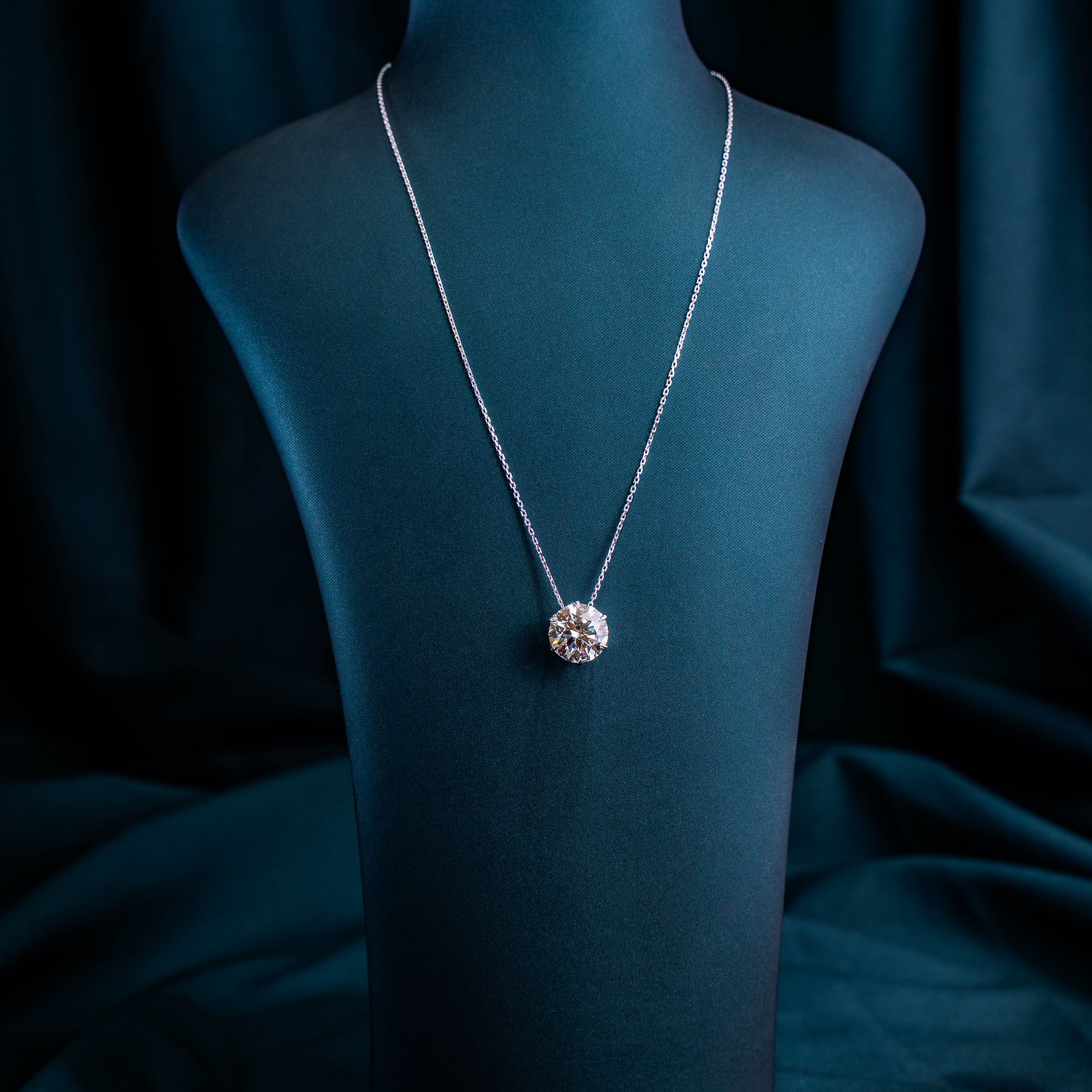 Classic Round Brilliant Solitaire Pendant