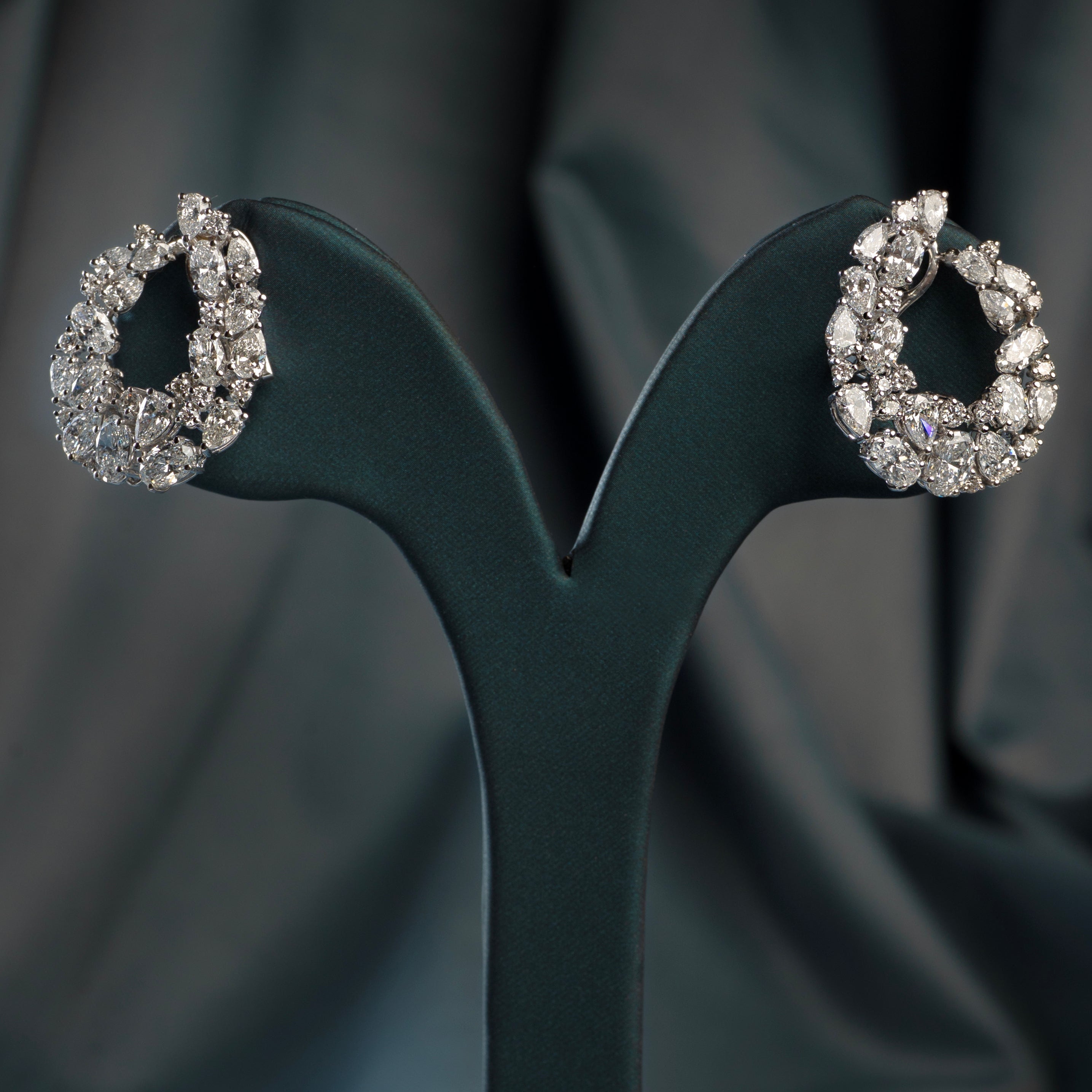 Helene Cluster Hoops