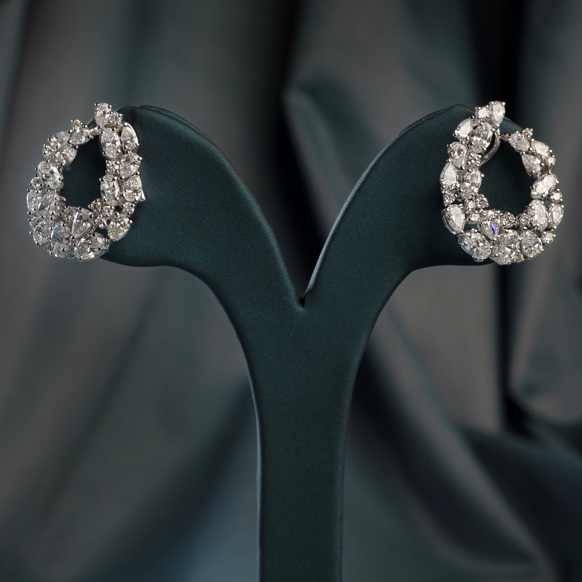 Helene Cluster Hoops