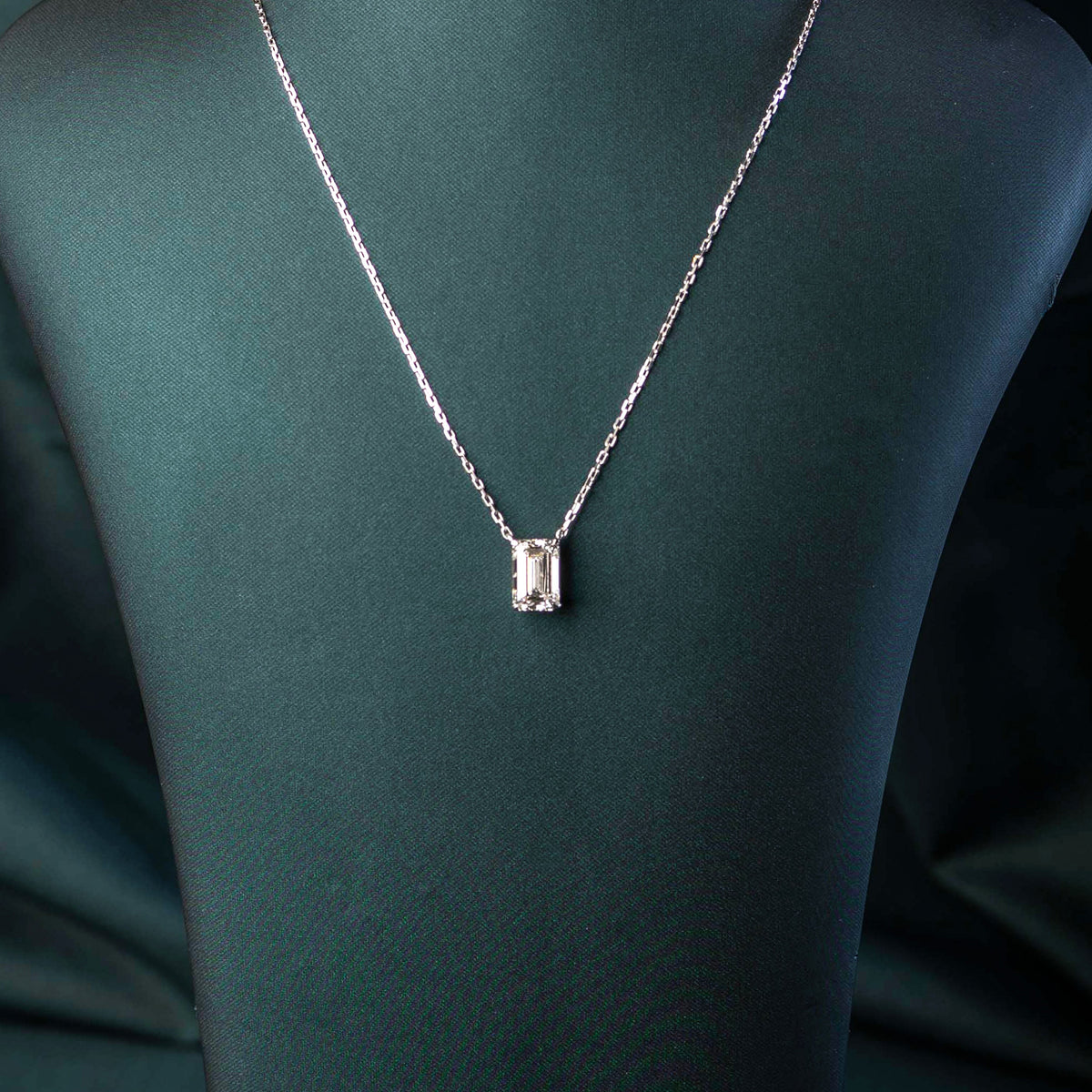 Classic Emerald Solitaire Pendant