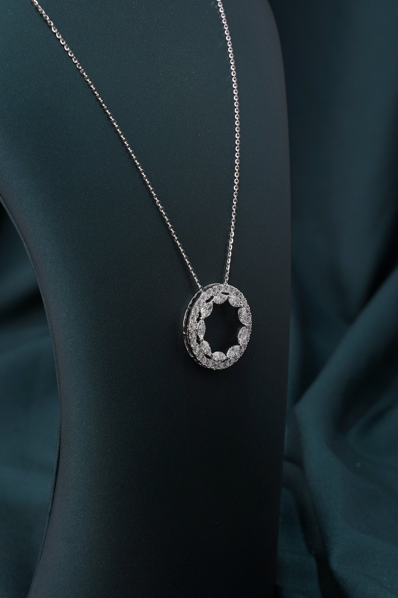 Halo Eternal Pendant