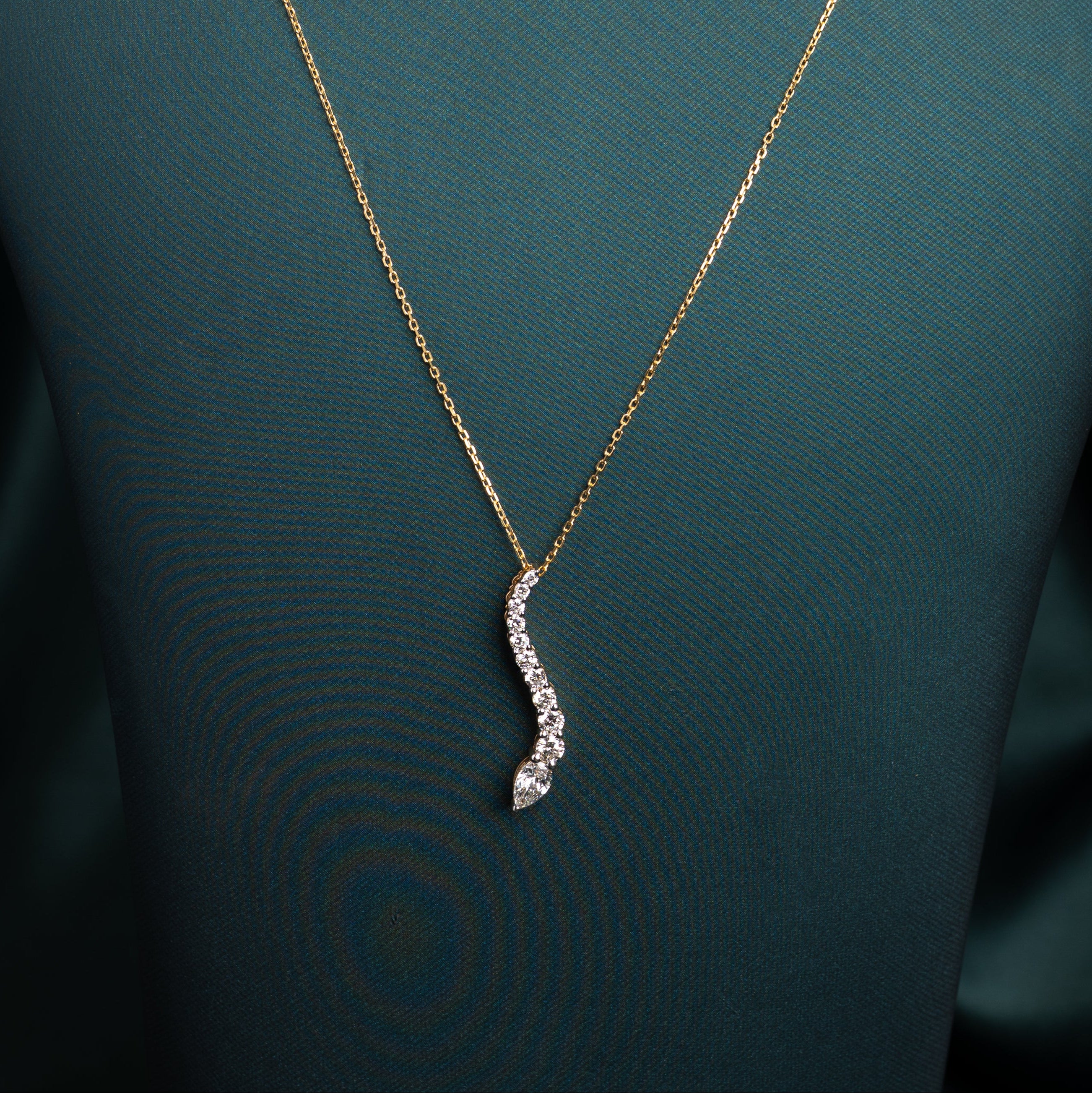 Anouk Pear Swirl Pendant