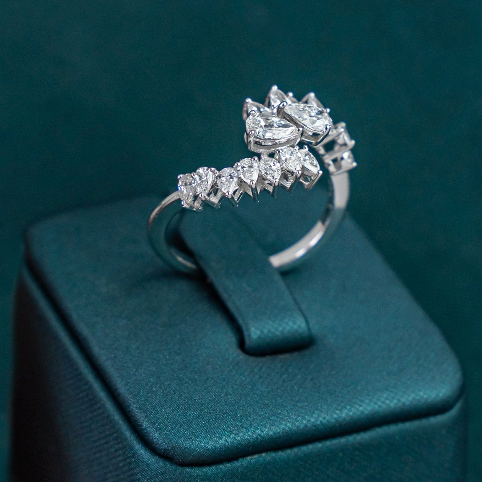 Maelys Pear Wrap Ring