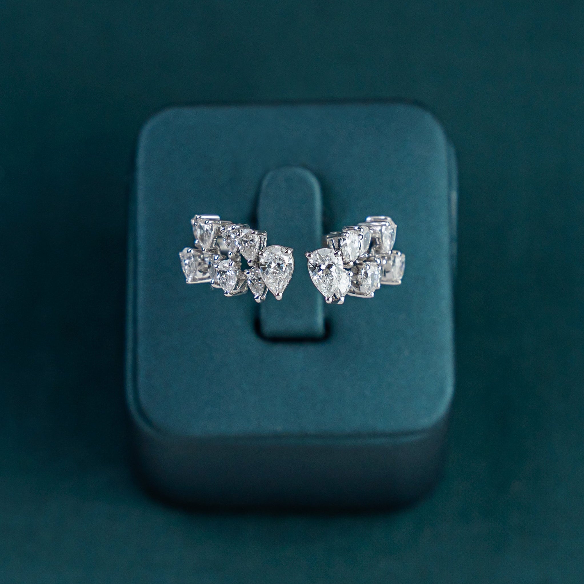 Lorette Cluster Ring