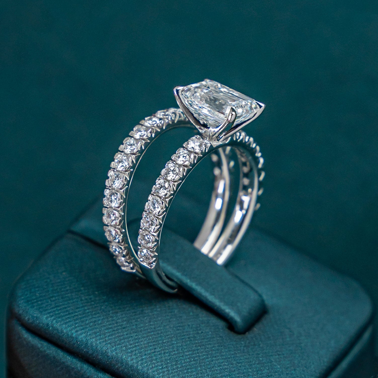 Emerald Twin Ring