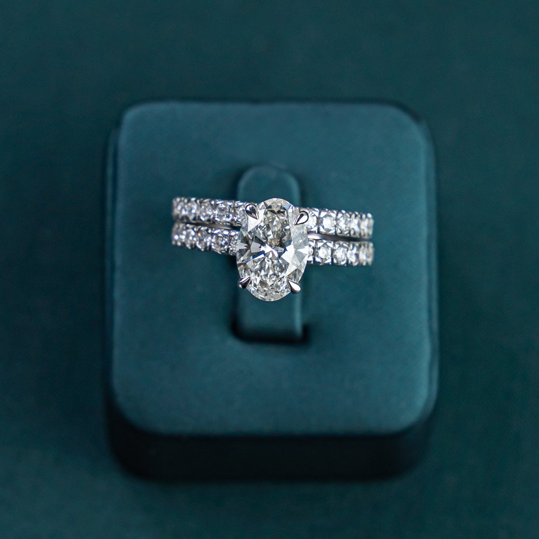Oval Twin Ring