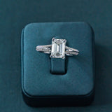 Aveline Emerald Split Ring