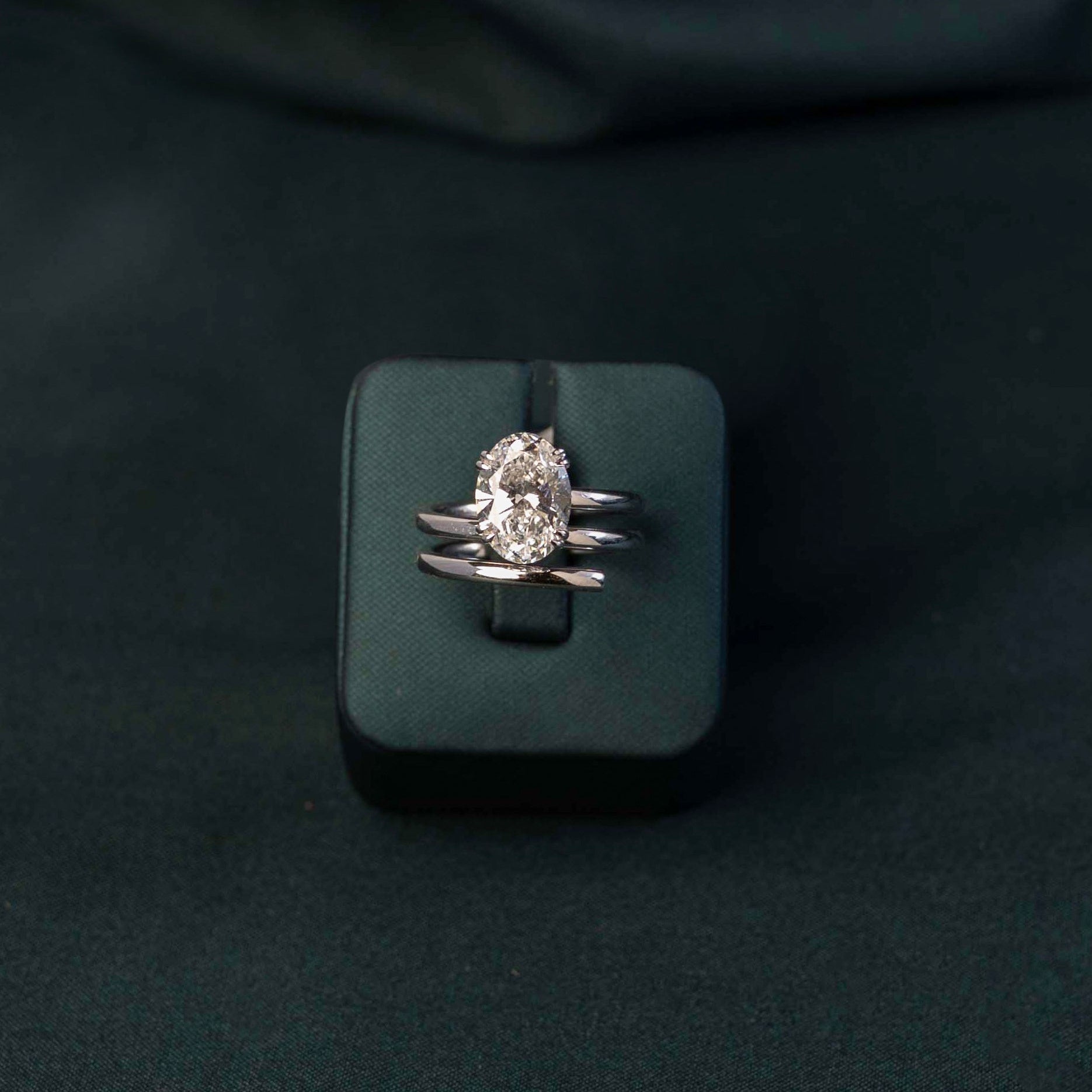 Mathilde Oval Coil Ring