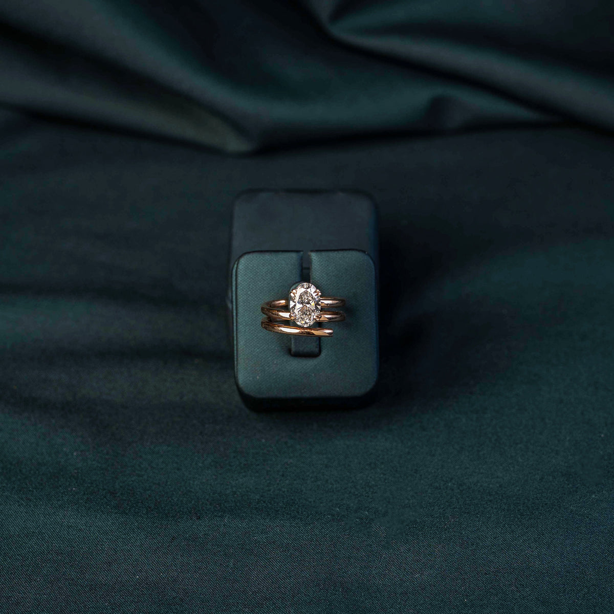 Roseline Oval Coil Ring