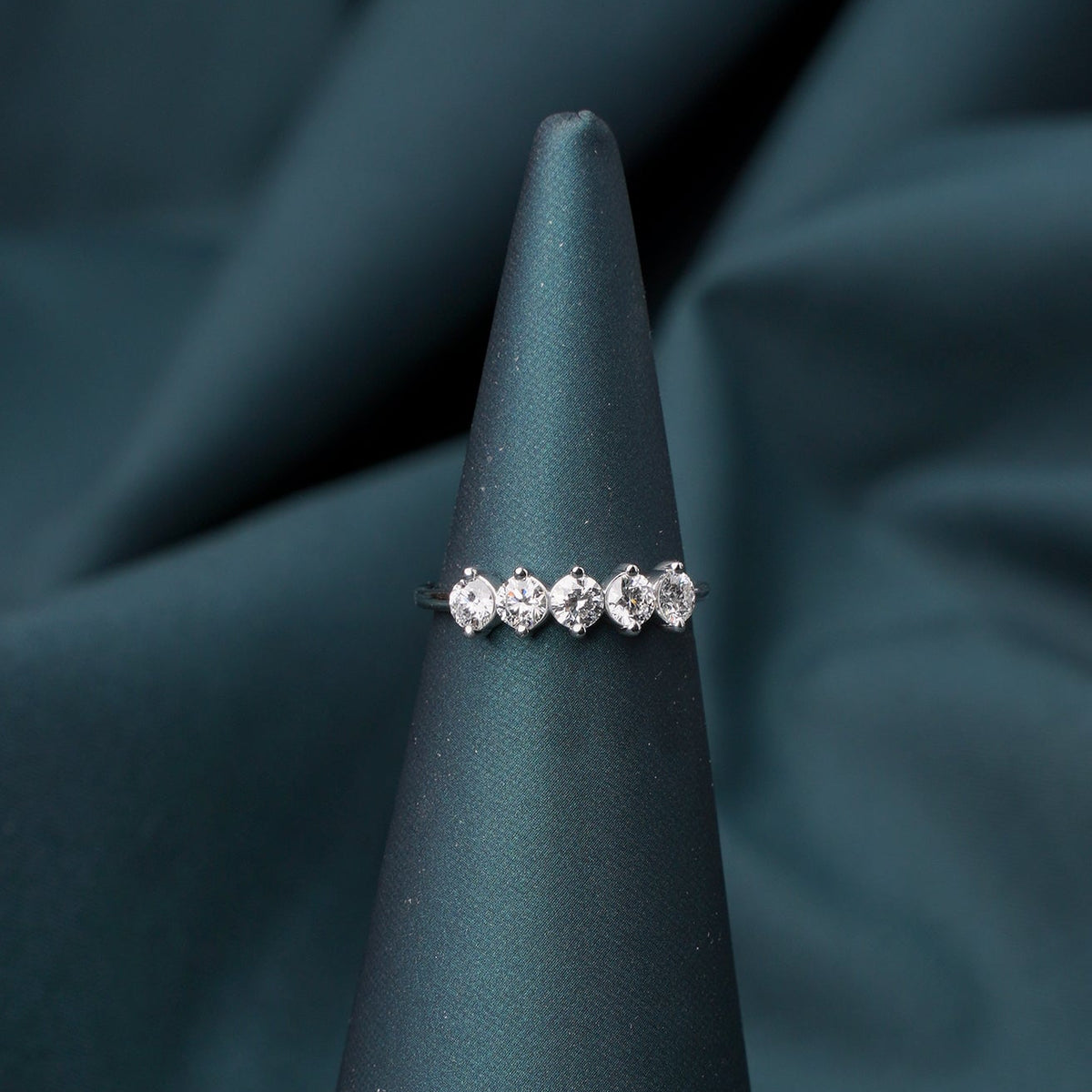 Brigitte Round Band