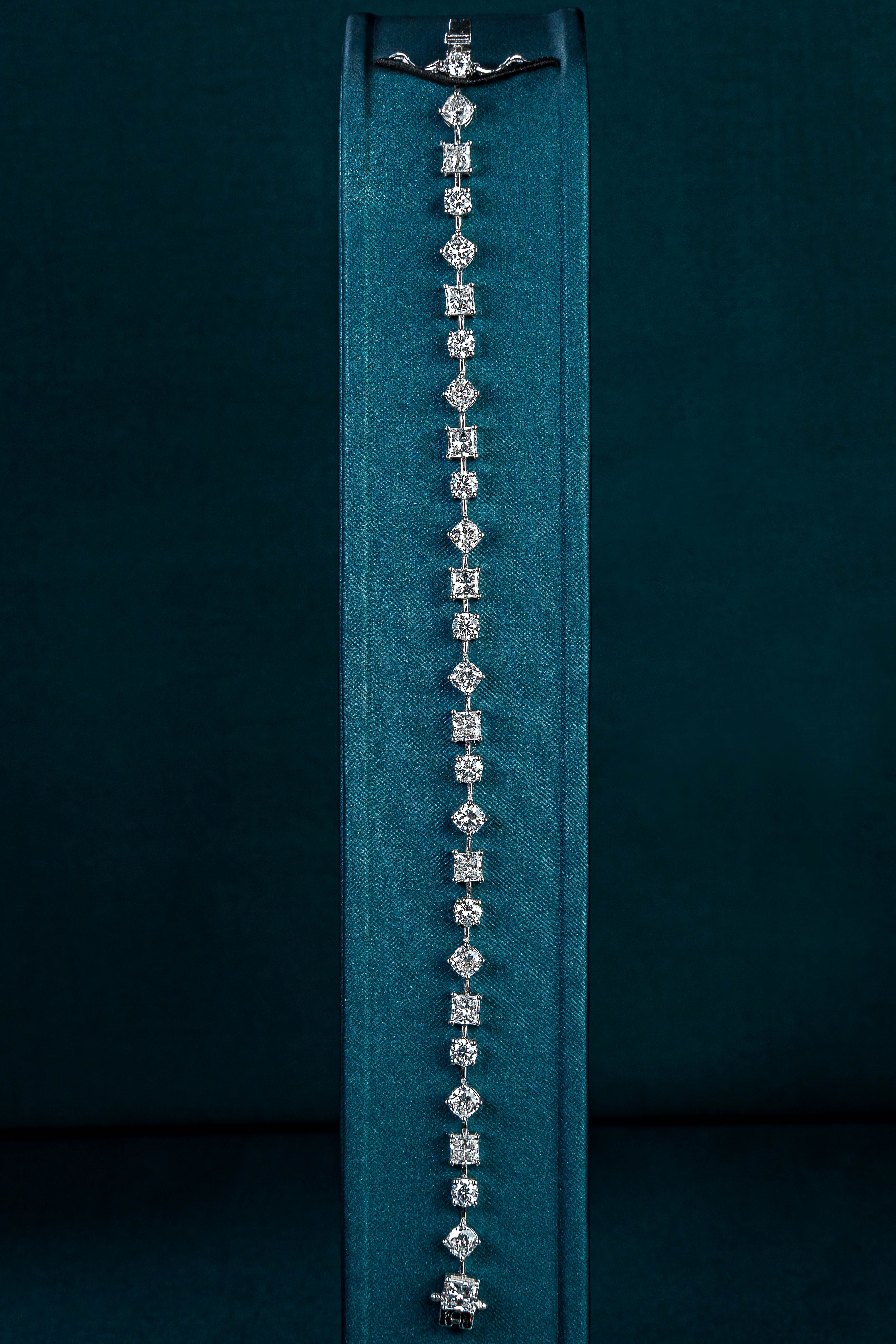 Edged Multi-cut Station Bracelet