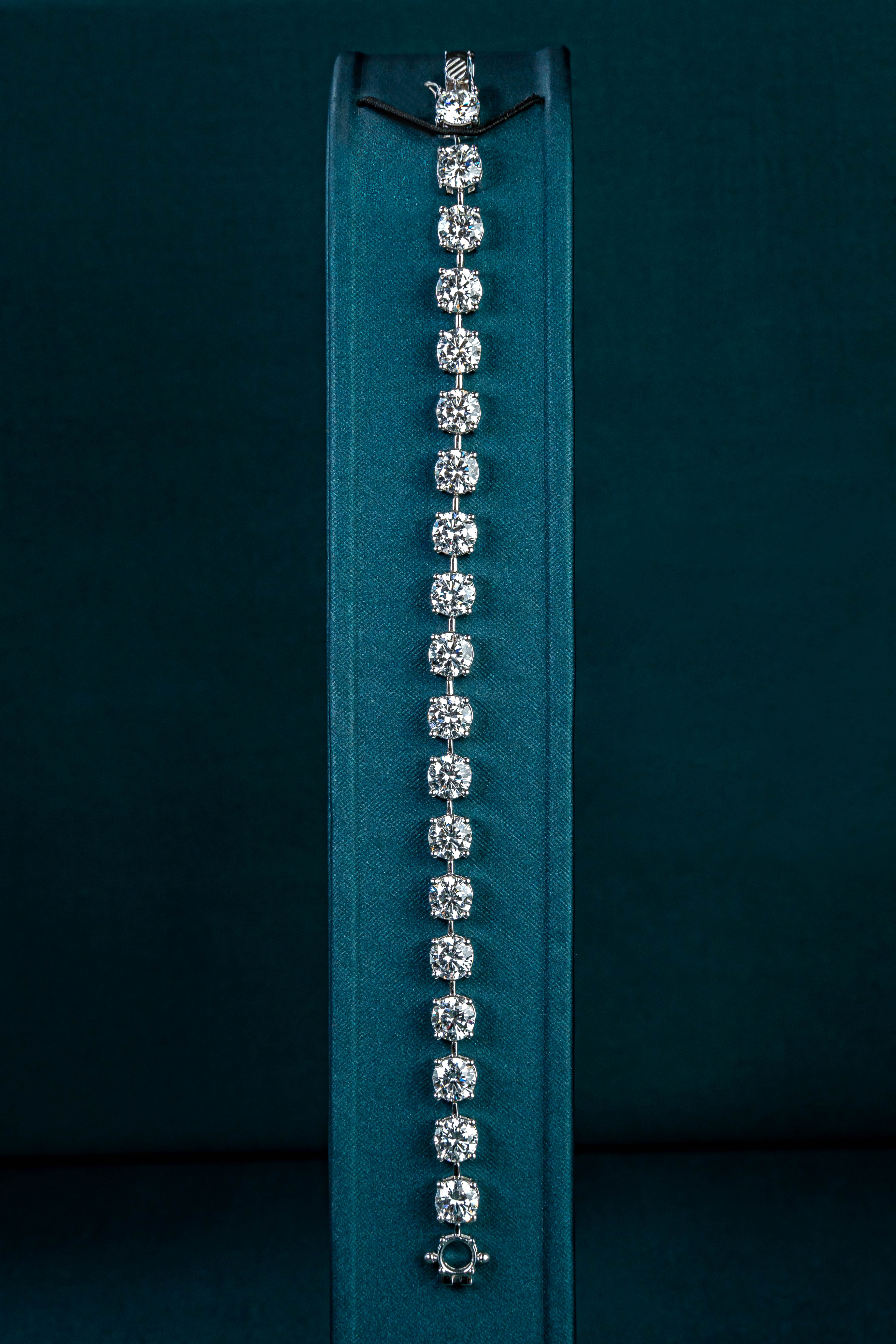 Station Round Tennis Bracelet