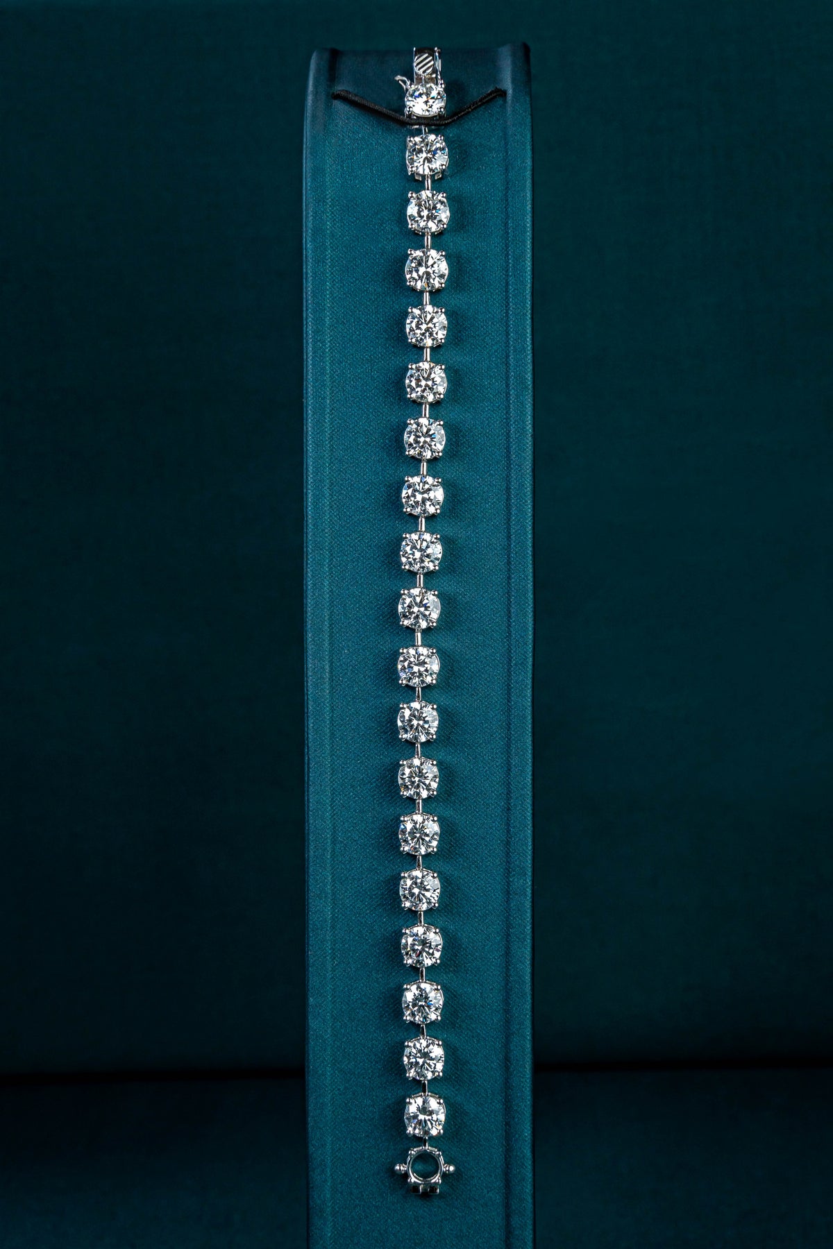 Station Round Tennis Bracelet