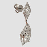 Stria Solenne Oval Danglers