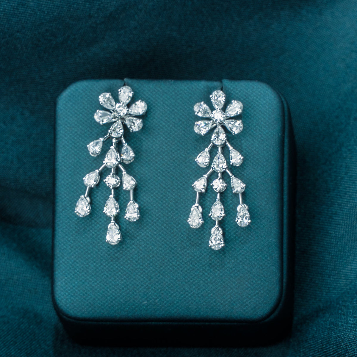 The Serelle Chandeliers