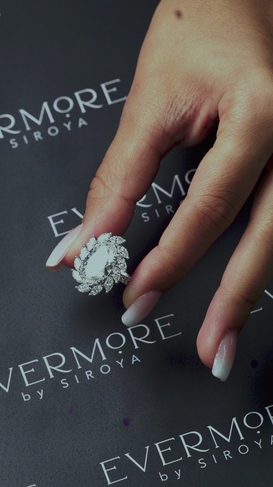 Elan Oval Halo Cluster Ring